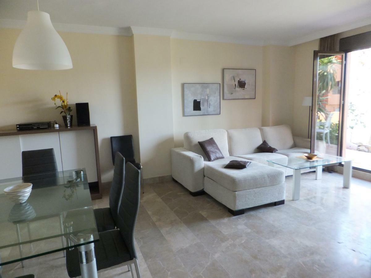 Costa Galera Apartment Естепона Екстериор снимка