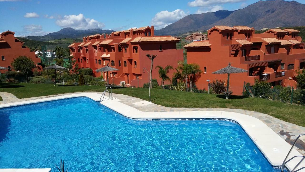 Costa Galera Apartment Естепона Екстериор снимка