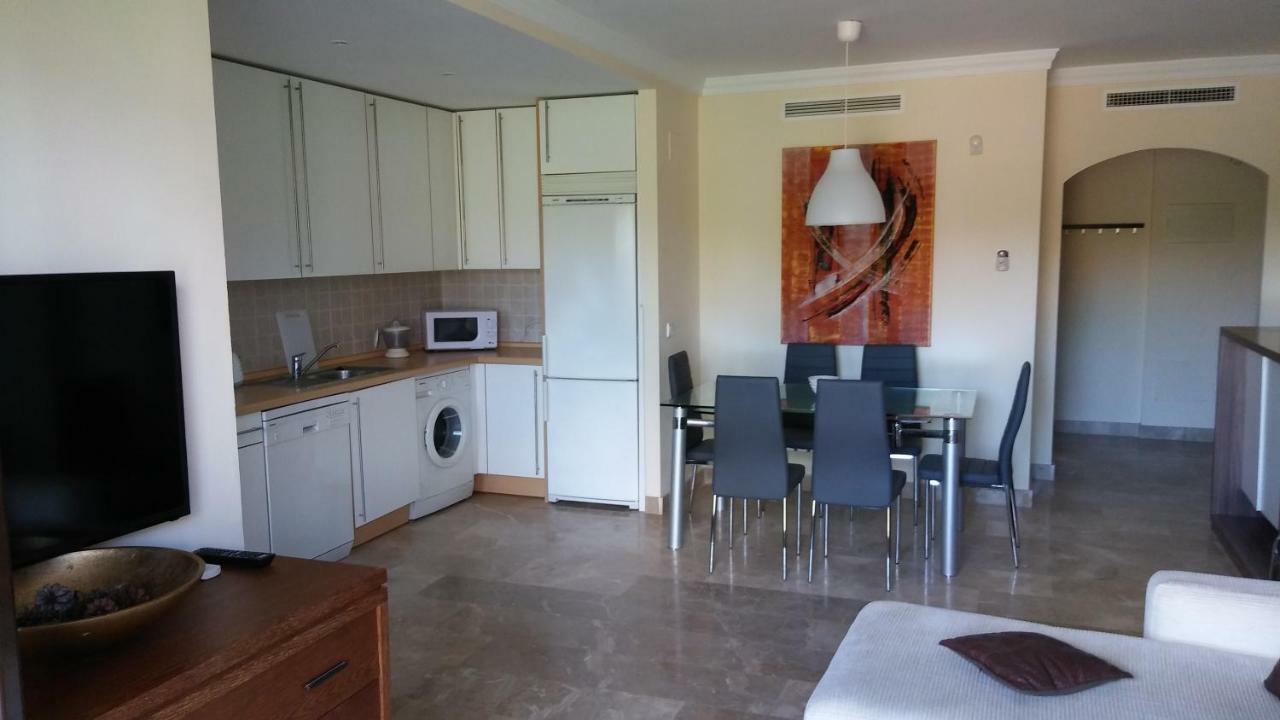 Costa Galera Apartment Естепона Екстериор снимка